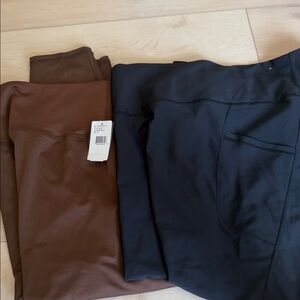 Bundle of capris Black and Brown